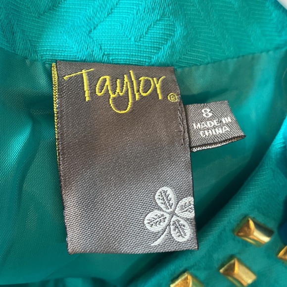 Fun summer dress! - Picture 4 of 4